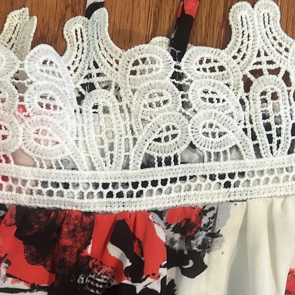 Absolute Angel New York Women’s Lace and Colorful Blouse Size Small - Picture 3 of 4